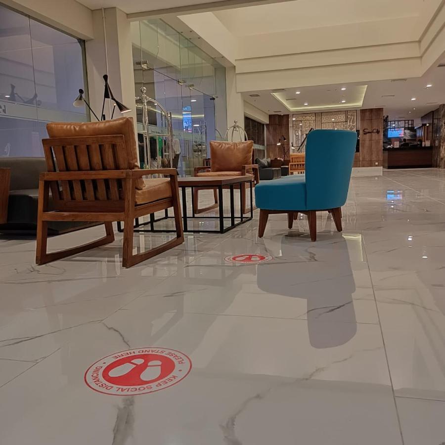 Swiss-Belhotel Cendrawasih, Biak Fandoi エクステリア 写真